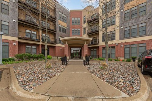 apt-419-150 E Travelers Trl, Burnsville, MN, 55337-6942 | Card Image