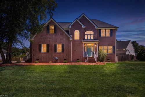 200 Keswick Pl, Smithfield, VA, 23430-6073 | Card Image