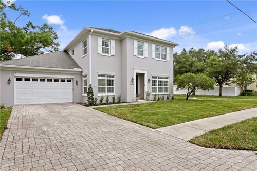 4001 W Vasconia St, TAMPA, FL, 33629-8536 | Card Image