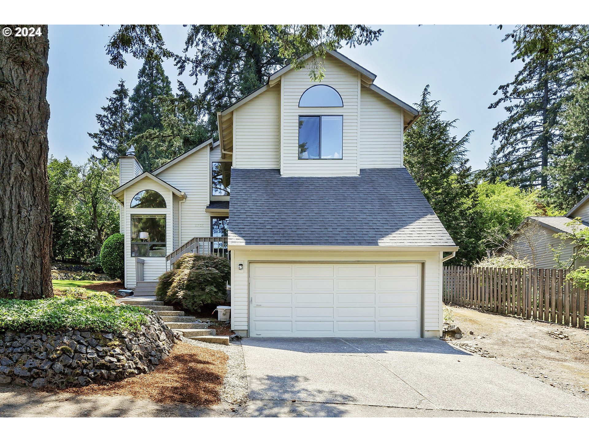 34th Ave, Portland, OR 97219