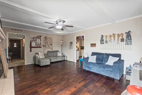 725 Branch Dr, Garland, TX, 75041-4475 | Card Image