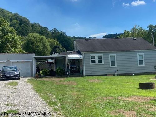 226 Bridge St, Lumberport, WV, 26386 | Card Image