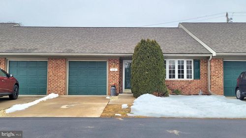 6-43 Sunbrook Ln, HAGERSTOWN, MD, 21742-4154 | Card Image