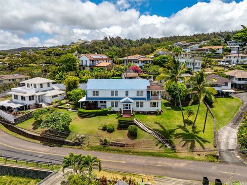 1186 Alewa Dr, Honolulu, HI, 96817-1543 | Card Image