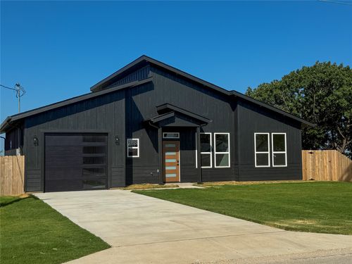 501 N Cleburne Whitney Rd, Rio Vista, TX, 76093-2734 | Card Image