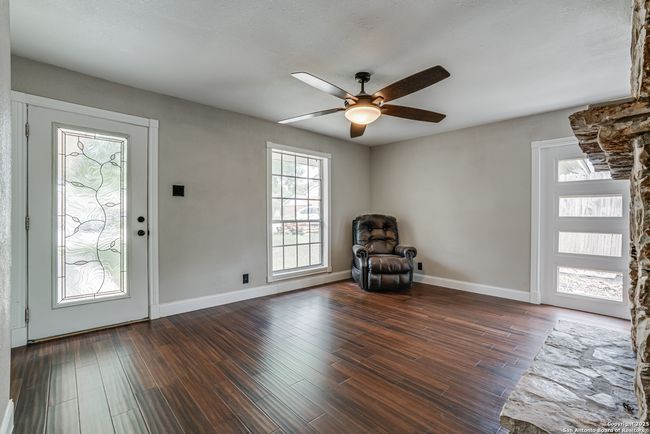 3330 Turnabout Loop, House other with 3 bedrooms, 2 bathrooms and null parking in Schertz TX | Image 8