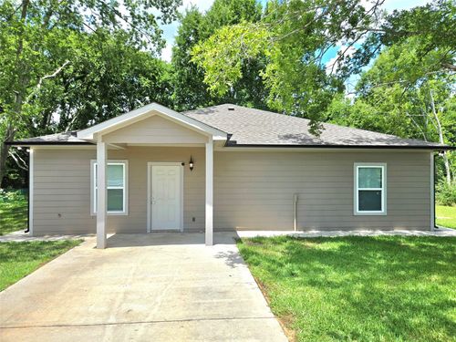 8512 Us Highway 59 S, Goodrich, TX, 77335-8391 | Card Image