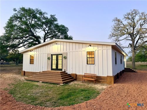 55 Rice Road, Yoakum, TX, 77995 | Card Image