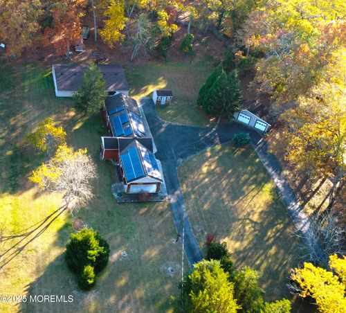 527 Casino Dr, Farmingdale, NJ, 07727-3577 | Card Image