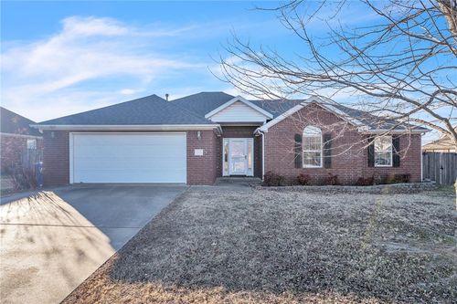 814 Irelan St, Lowell, AR, 72745-8817 | Card Image