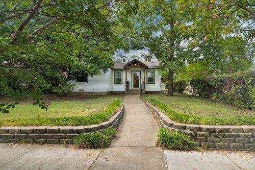 2218 Mountain Lake Rd, Dallas, TX, 75224-1646 | Card Image