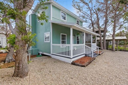 203 1st Ave Se, STEINHATCHEE, FL, 32359-2692 | Card Image