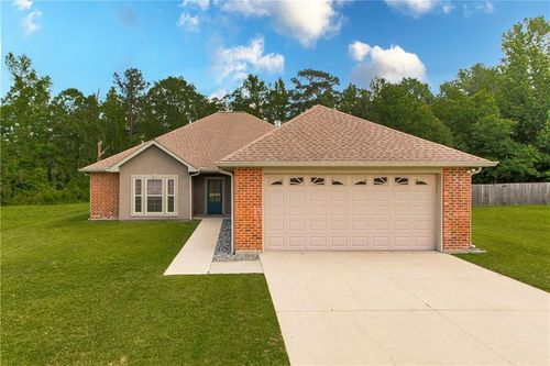 47081 Vineyard Trce, Hammond, LA, 70401-4084 | Card Image