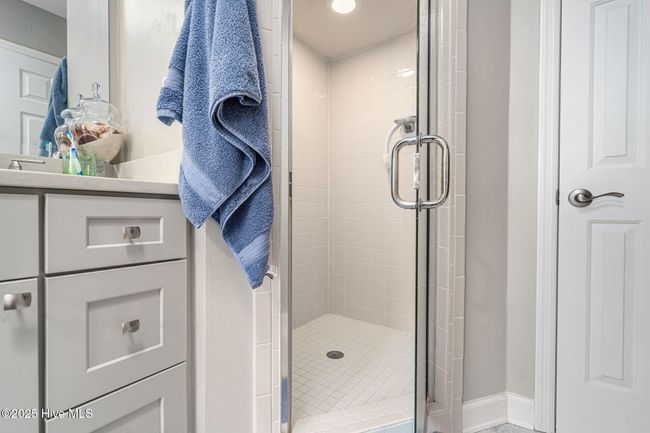 Separate shower | Image 21