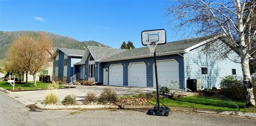 20 Penny Ln, Butte, MT, 59701-3985 | Card Image