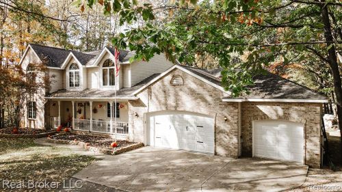 3398 Saratoga Springs Drive, Deerfield Twp, MI, 48858 | Card Image