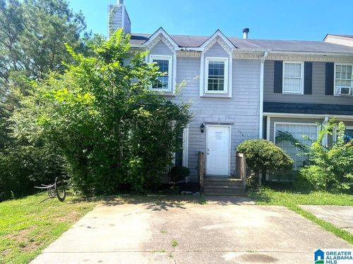 374 Jamestown Manor Dr, Gardendale, AL, 35071-4670 | Card Image