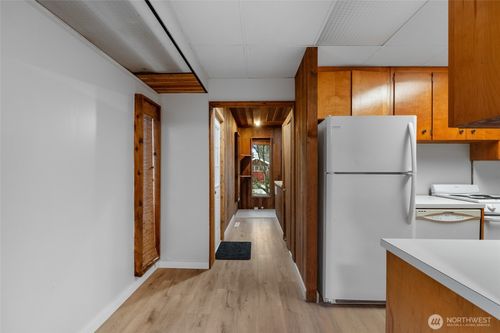 4338 Sw Willow St, Seattle, WA, 98136-1770 | Card Image