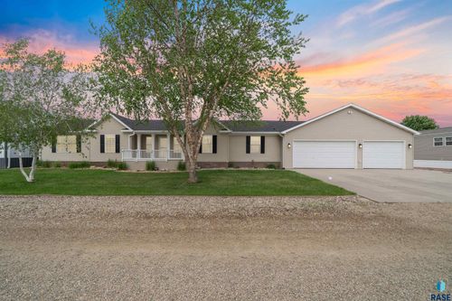 702 Lighthouse Island Ave, Lake Andes, SD, 57356-6856 | Card Image