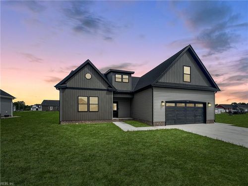 108 Yawl St, Elizabeth City, NC, 27909-6023 | Card Image