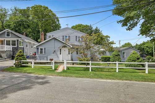 1 Beverly Rd, Glen Cove, NY, 11542-3410 | Card Image