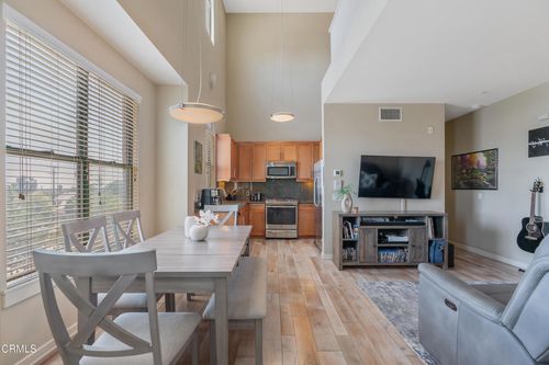 143 W Colorado Blvd, Monrovia, CA, 91016 | Card Image