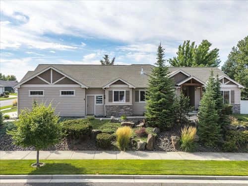 2609 W Hawthorne Rd, Spokane, WA, 99208-8757 | Card Image