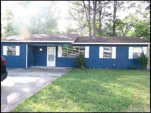 15 Westward Rd, Little Rock, AR, 72209-7157 | Card Image