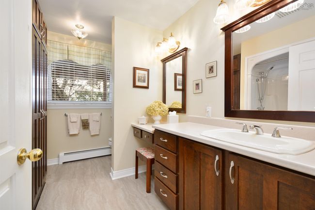 8816 E Bay Highway, House other with 6 bedrooms, 3 bathrooms and null parking in Middle Cape NS | Image 41
