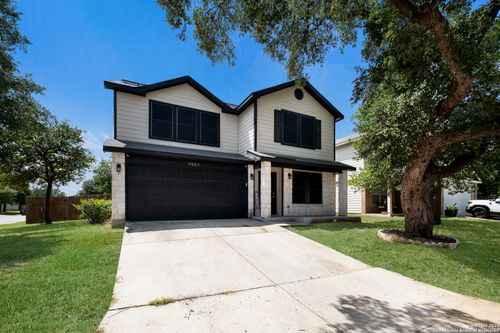 7907 Oakwood Pnes, San Antonio, TX, 78254-5737 | Card Image
