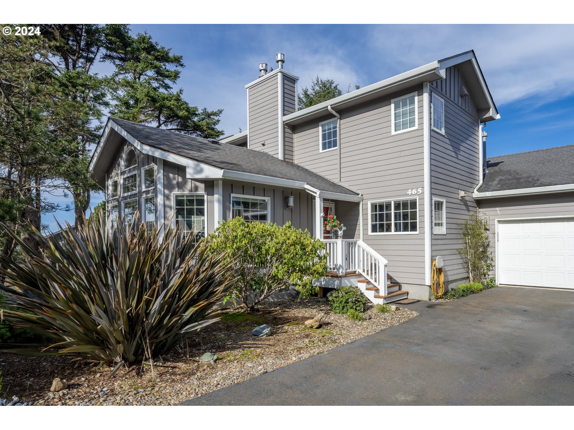 Edgewater , Depoe Bay, OR 97341