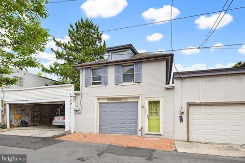 432 W Marion St, LANCASTER, PA, 17603-3417 | Card Image