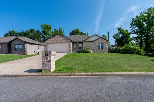 10 Grand Stand Drive, Austin, AR, 72007 | Card Image