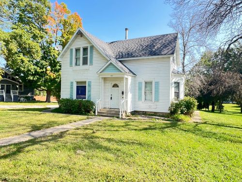 541 N Broadway St, Spring Valley, MN, 55975-1107 | Card Image