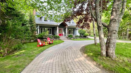 10 Kingsway Rd, Hammonds Plains, NS, B3Z1K2 | Card Image