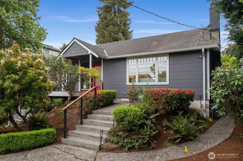 4732 45th Avenue Ne, Seattle, WA, 98105 | Card Image