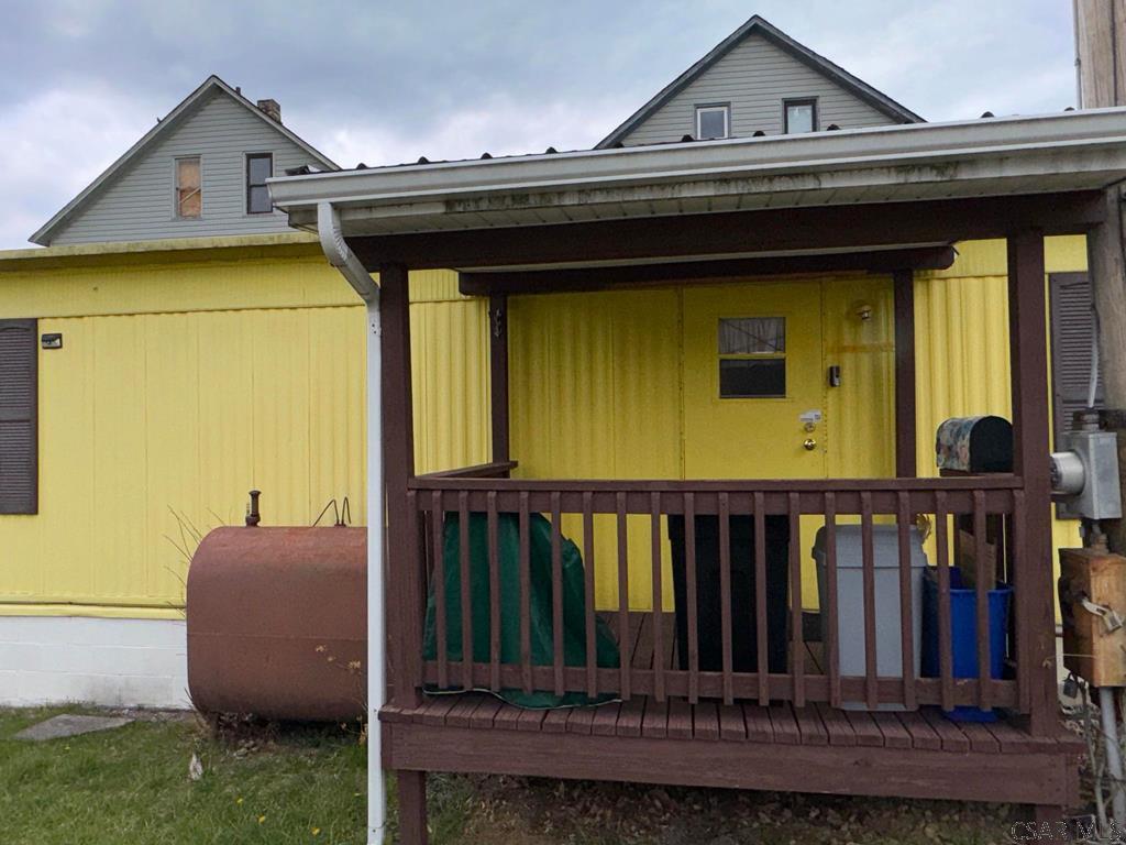 Pine St, Johnstown, PA 15902