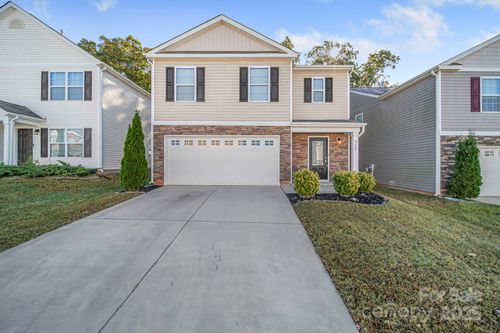 3120 Green Apple Dr, Dallas, NC, 28034-9615 | Card Image