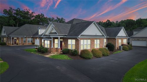 5915 E Stonepath Garden Dr, Chester, VA, 23831-3717 | Card Image