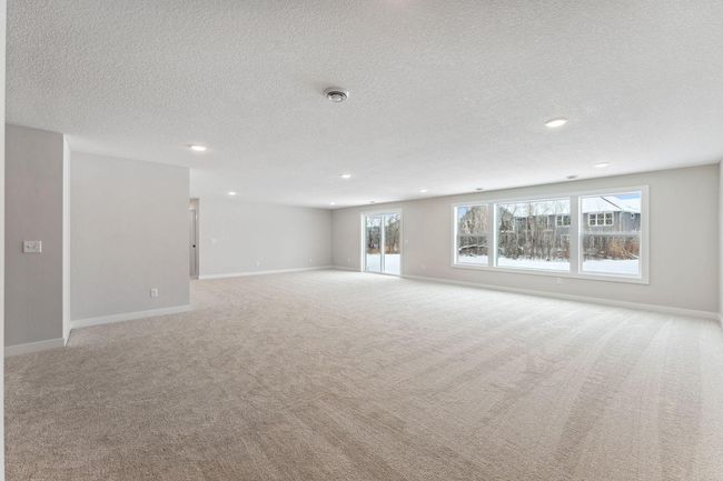 Lower level family room | Image 35
