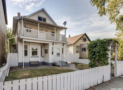 217 Av H S, Saskatoon, SK, S7M1W1 | Card Image