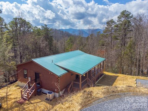 677 Mountain View Ter, Whittier, NC, 28789 | Card Image
