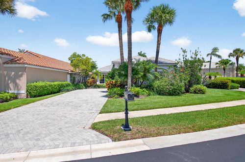 1-11942 Fountainside Cir, Boynton Beach, FL, 33437-4924 | Card Image