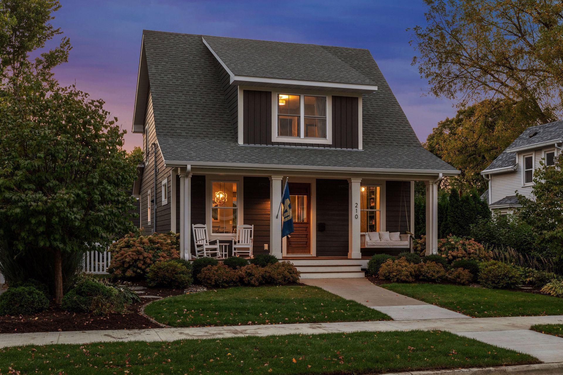 8th Ave, Hopkins, MN 55343