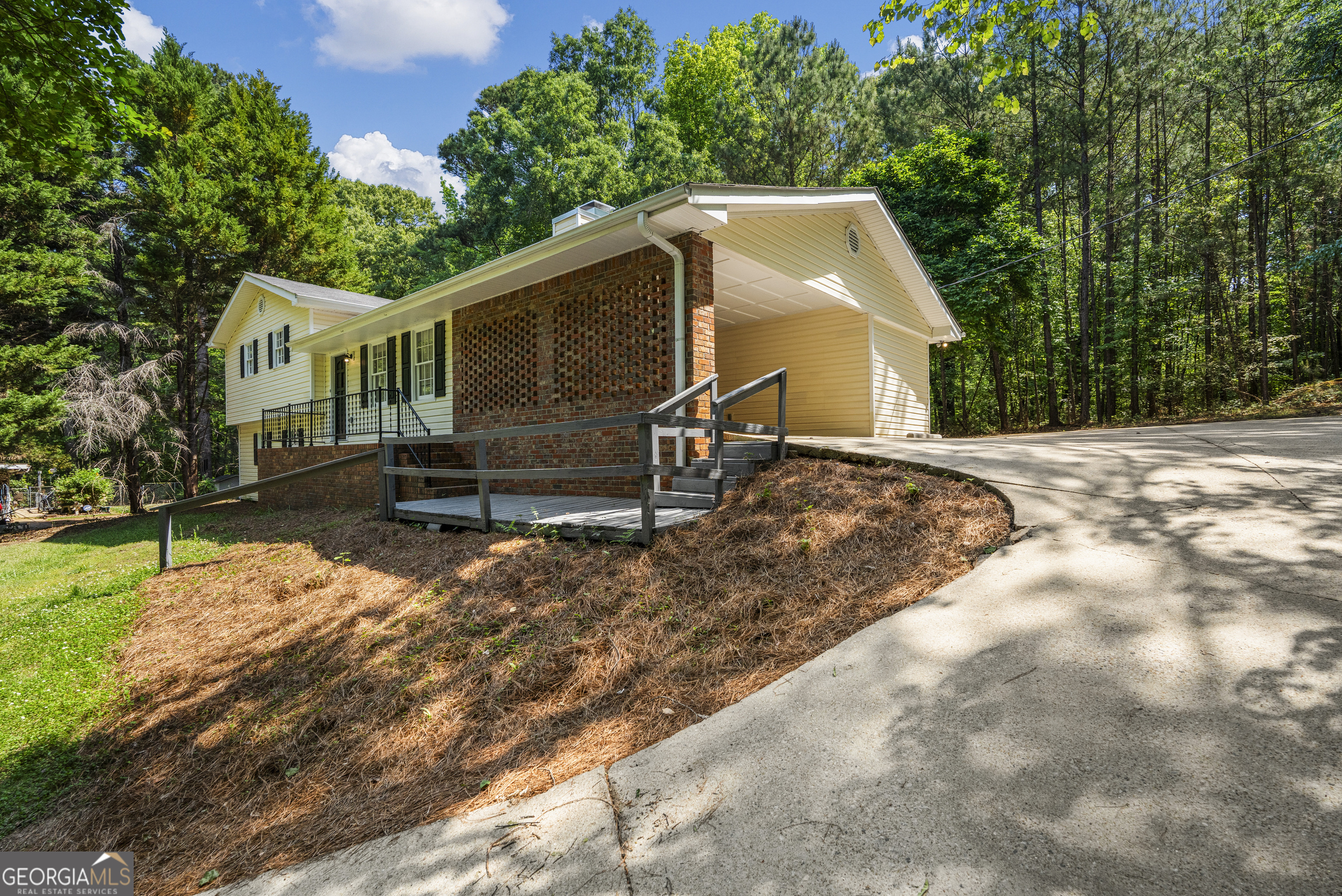 Residential in Lagrange 2