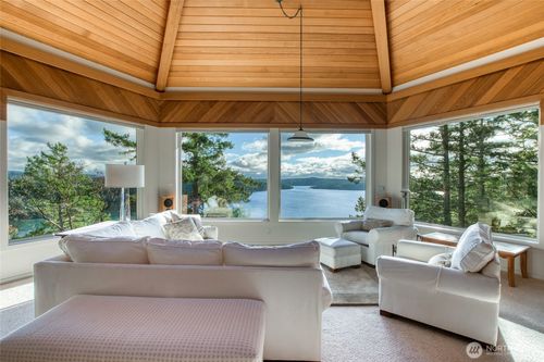 573 Harborview Lane Orcas Is, Deer Harbor, WA, 98243 | Card Image