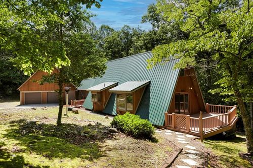 263 Wells Rd, Brasstown, NC, 28902-8524 | Card Image