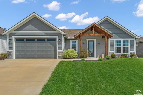 304 N White Dr, Lawrence, KS, 66049-5150 | Card Image