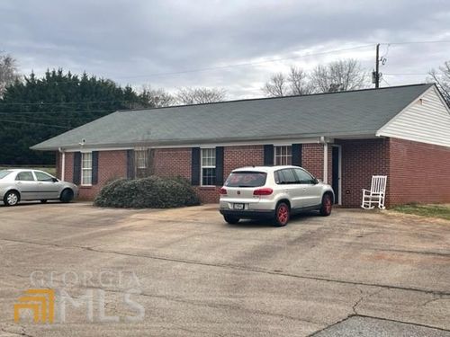 57 Oak Park Dr, Jefferson, GA, 30549-5886 | Card Image