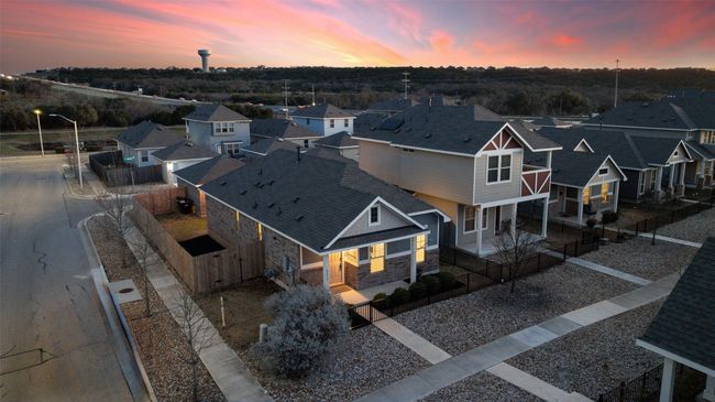 Aerial view at dusk featuring a residential view | Image 30